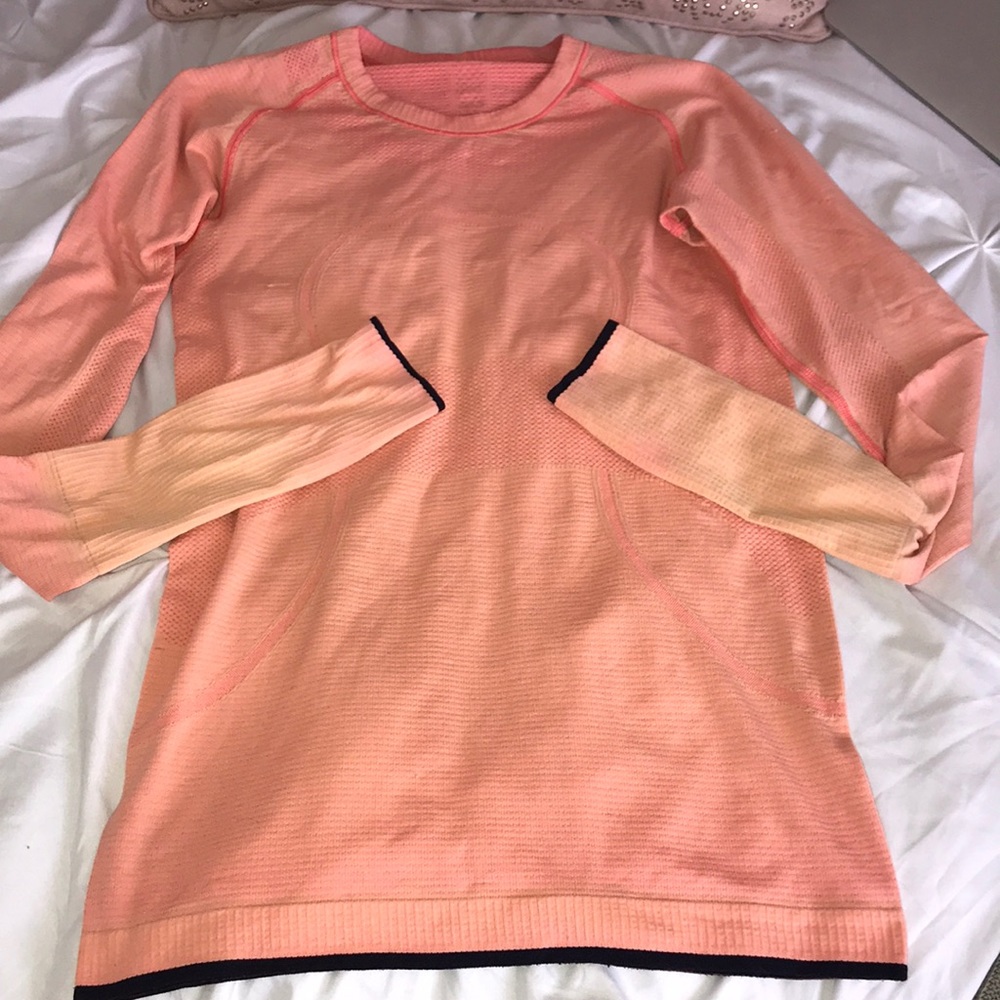 LULU LEMON workout top